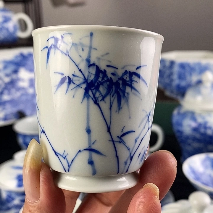 陶景德镇手工手绘青花山水小竹子