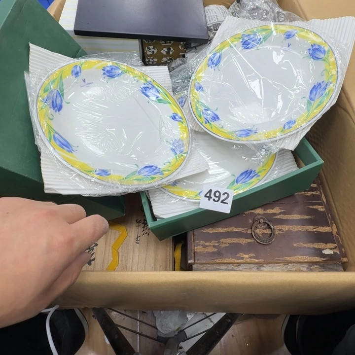 瓷片工艺品摆件瓷器摆件666