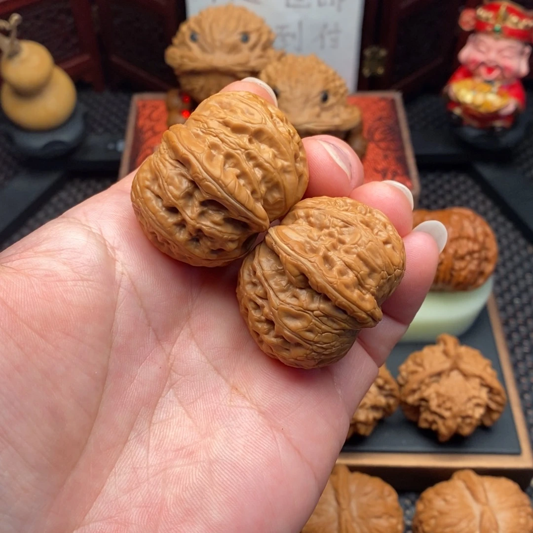 文玩核桃把件特价元宝41尺