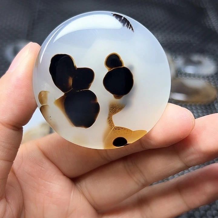 玛瑙/玉髓未镶嵌珠宝半成品