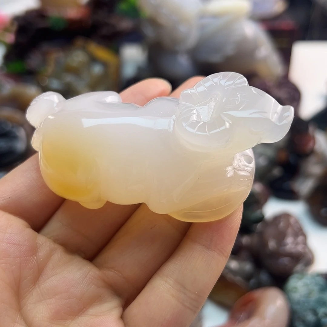 玛瑙/玉髓未镶嵌颈饰