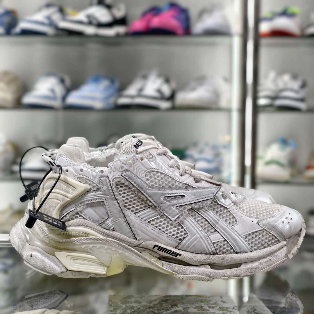 99新 Balenciaga/巴黎世家 RUNNER 做旧老爹鞋 尺码/41 DY10259