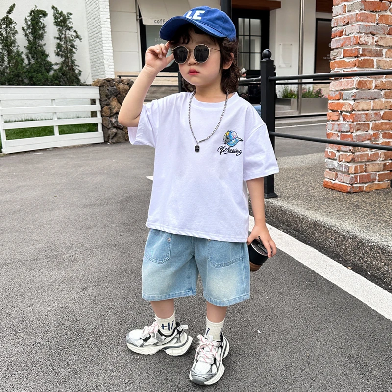 男童夏装套装2025新款儿童装洋气夏季短袖T恤宝宝痞帅牛仔短裤潮4