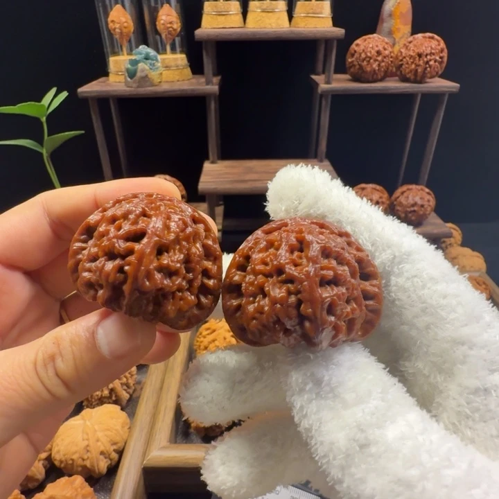 文玩核桃把件三角白，粉丝回血