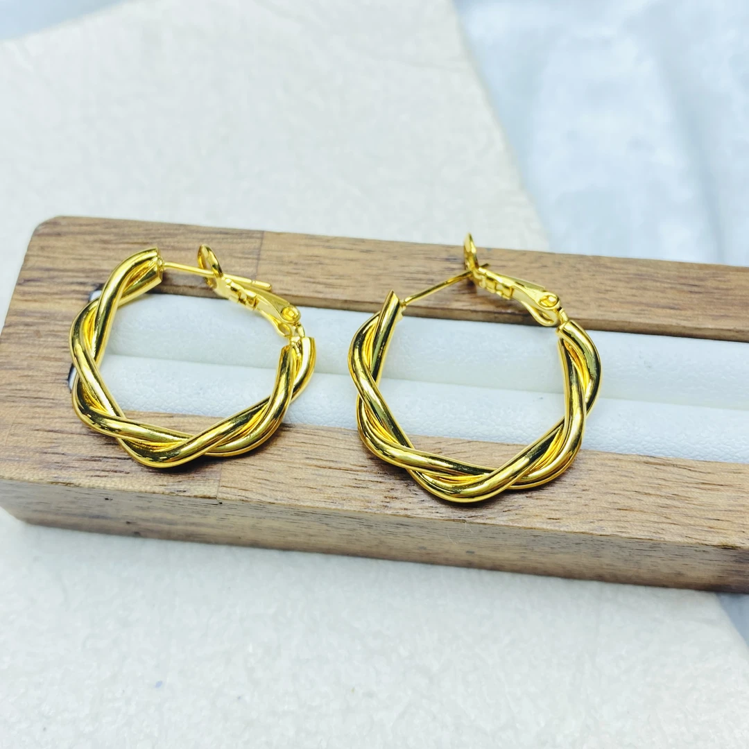 耳饰 YTE黄色光面麻花耳饰多样性发货46982