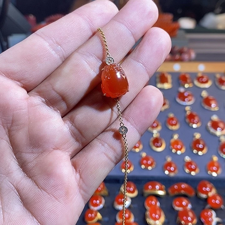南红玛瑙手链18K金镶嵌海*