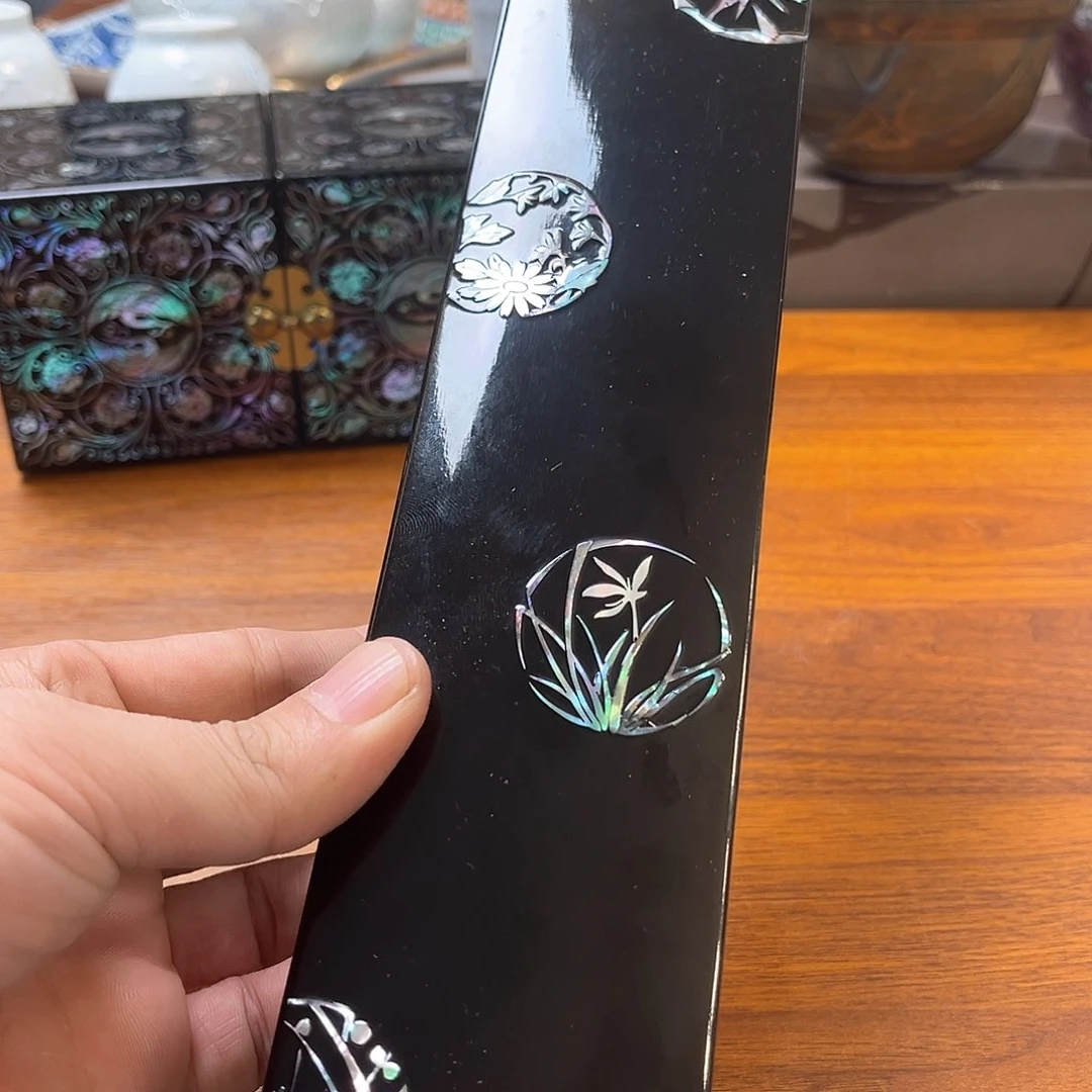 盖碗在家门口看到的小伙伴有两三