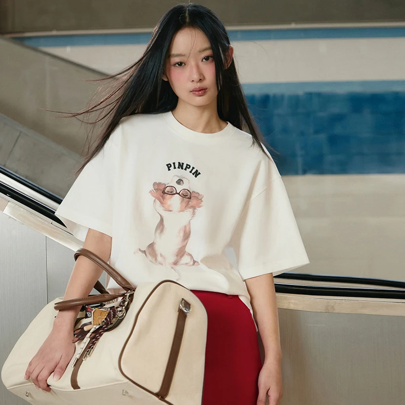 【黄蓉推荐】PINPINPLUS戴眼镜的小狗春夏落肩短袖宠物图案有趣T恤