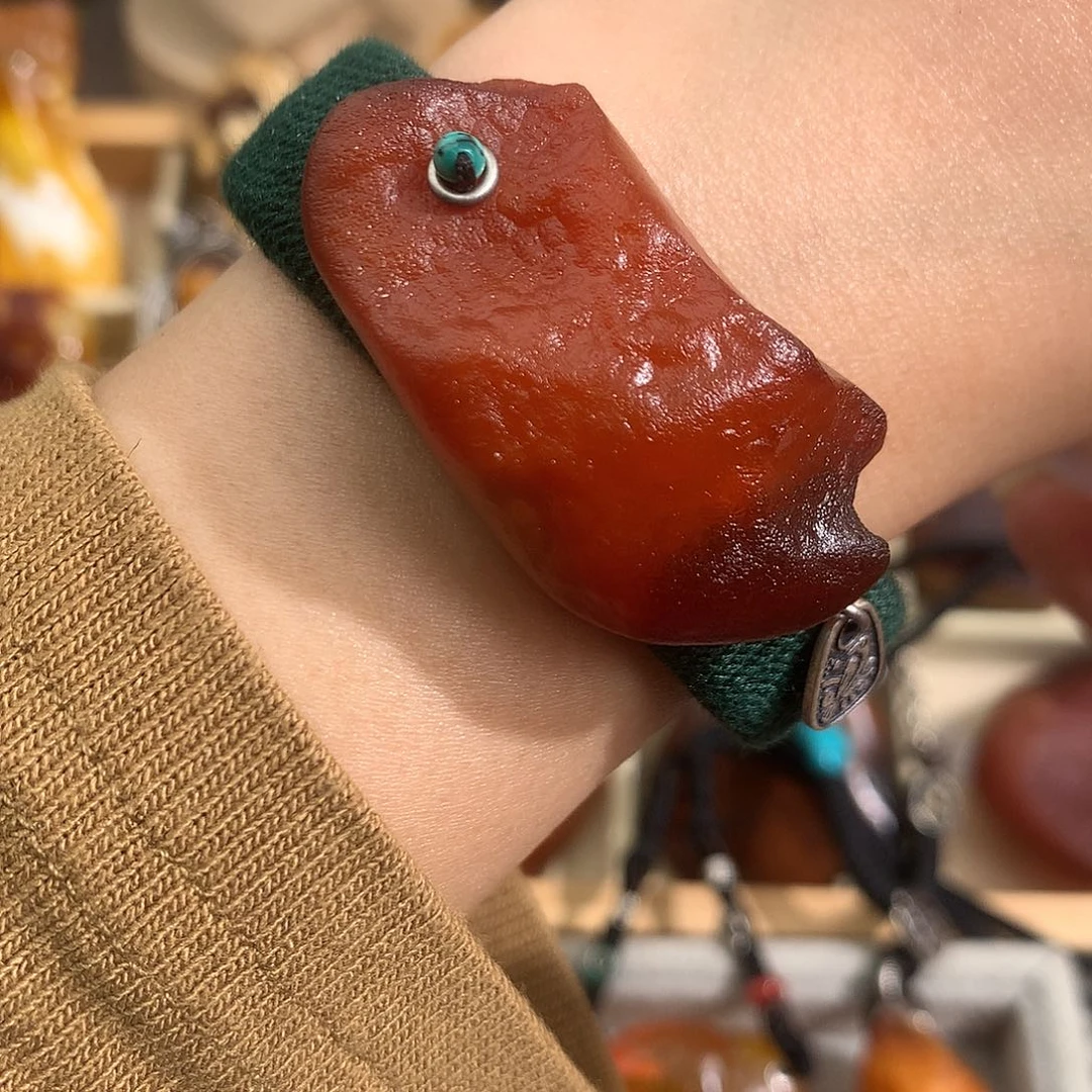 蜜蜡裸石未镶嵌樊**…我