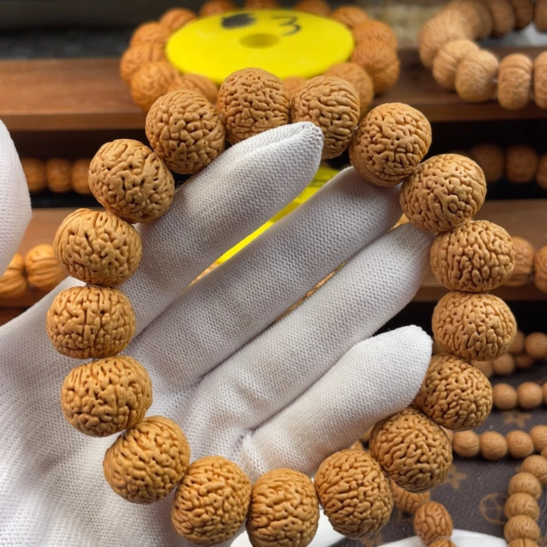 桃核吊坠龙鳞苹果