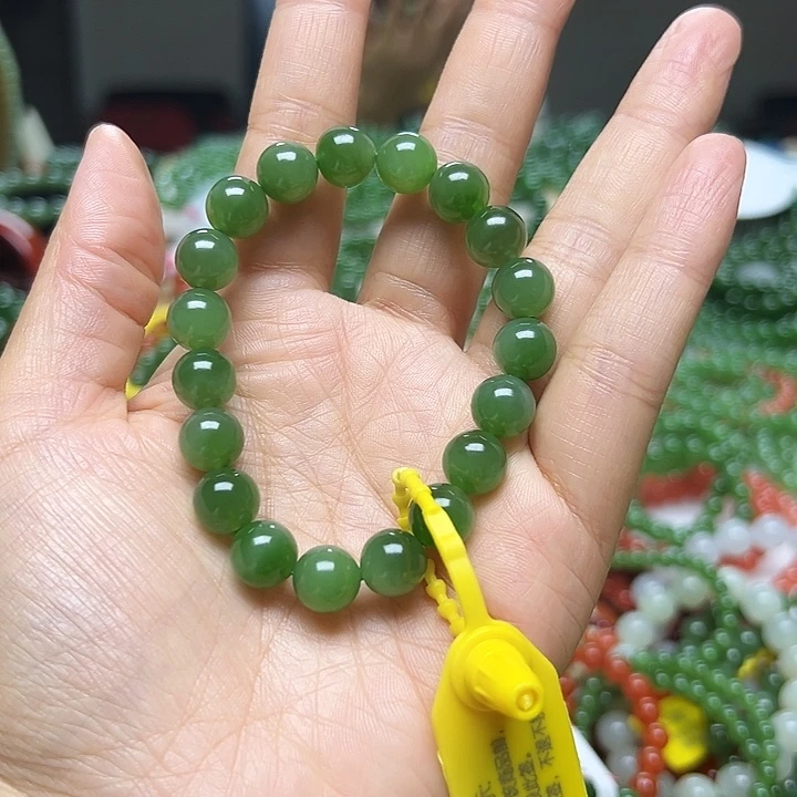 窝***窝未镶嵌手链和田玉（碧玉）