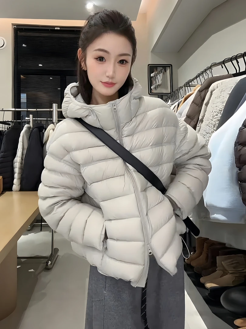 欧货爆款排骨羽绒服女短款2025冬新款韩版宽松白鸭绒泡芙连帽外套