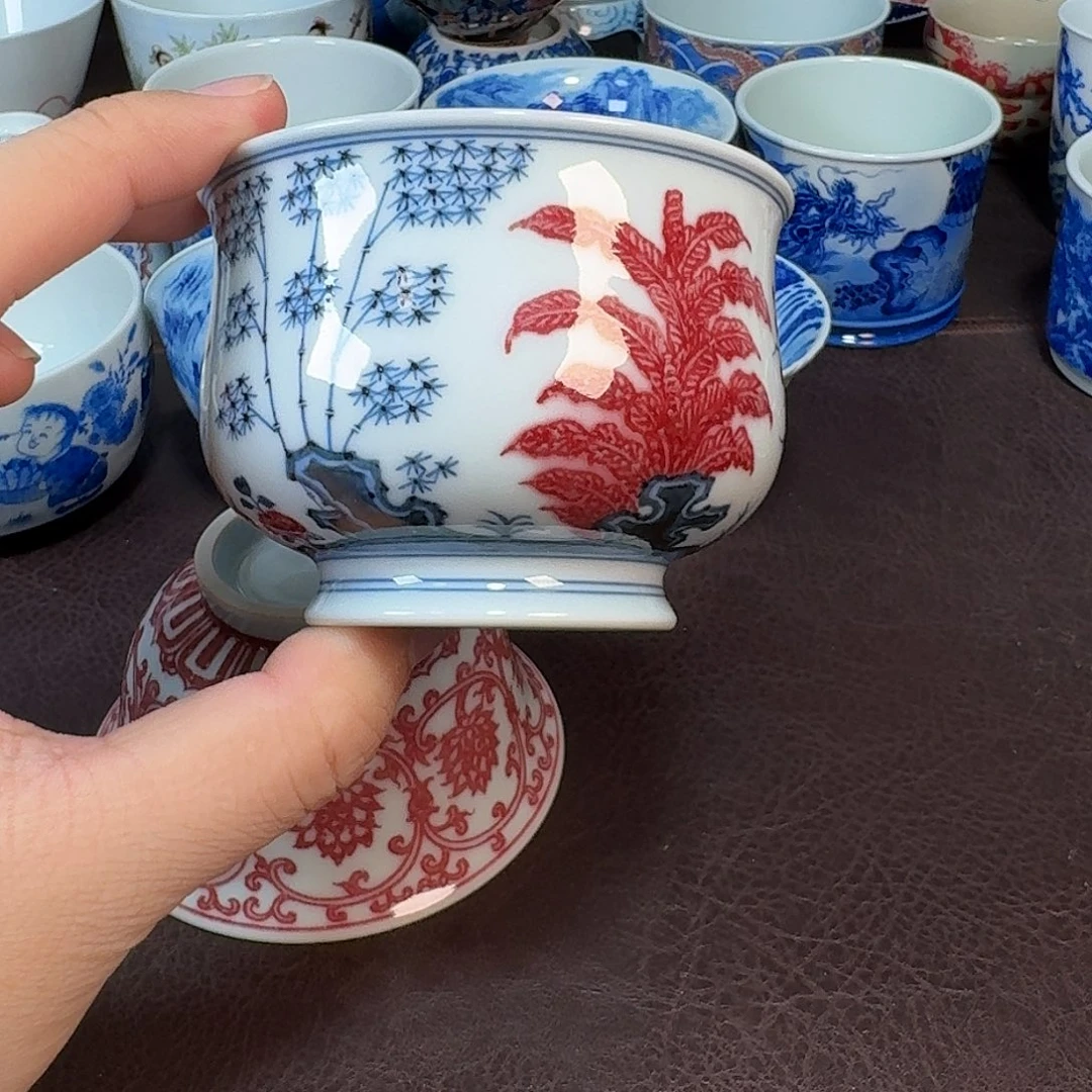 蒋***任现代景德镇陶瓷杯