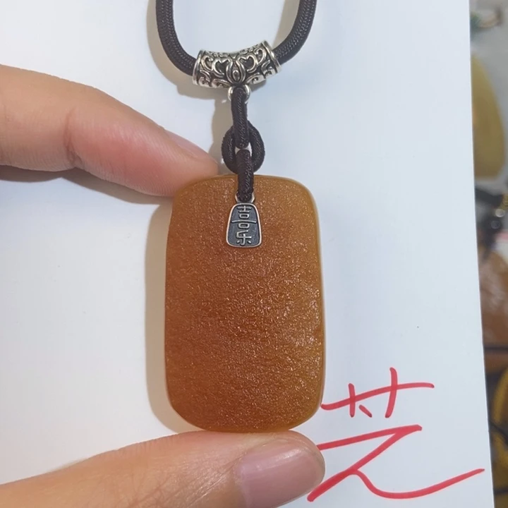 定制琥珀未镶嵌琥珀