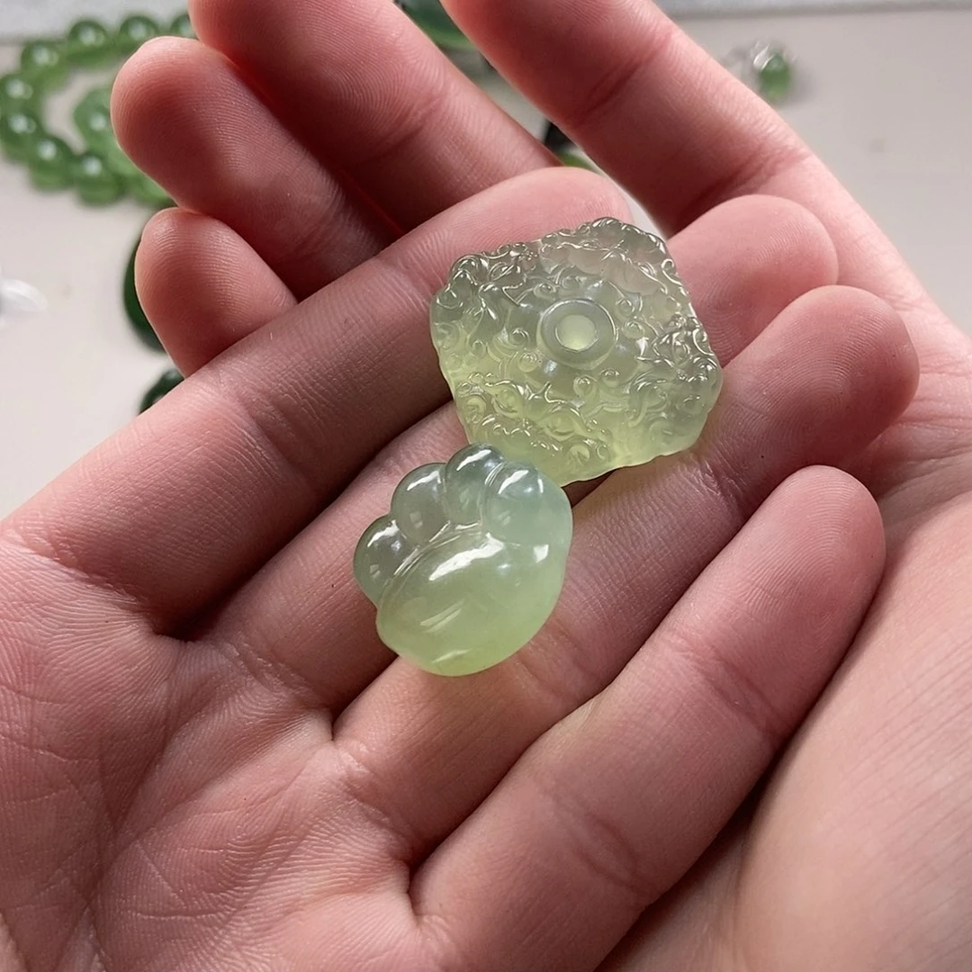 【闪购商品】蛇纹石玉岫玉未镶嵌