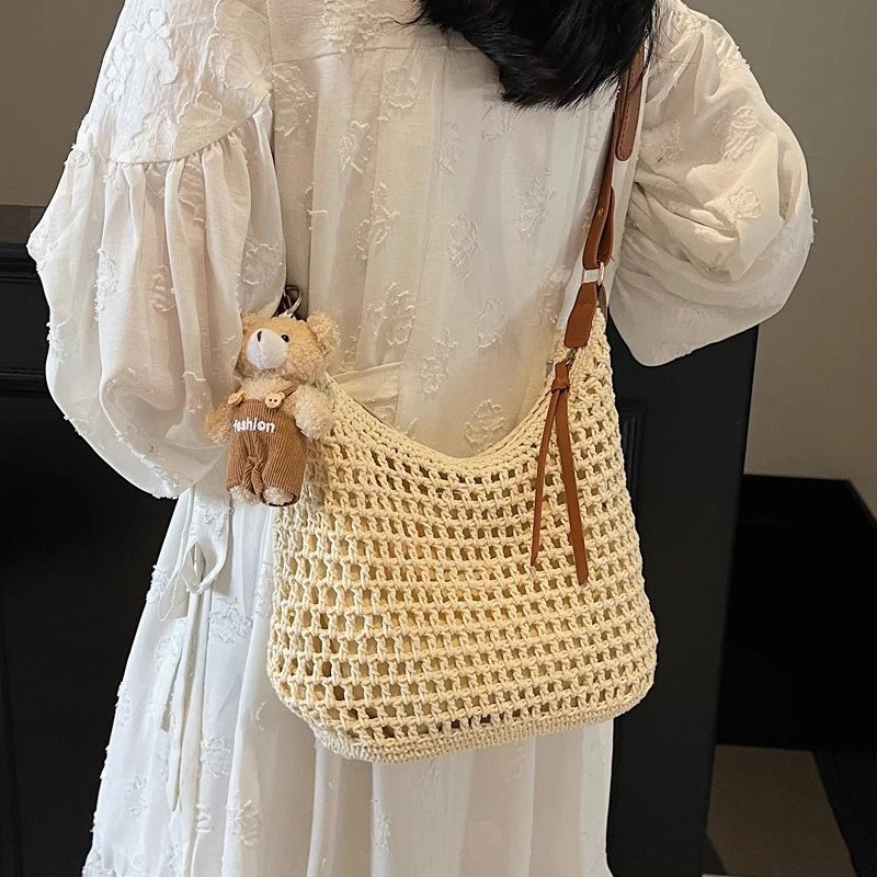手工棉线编织包包女夏2025新款休闲通勤单肩包海边度假斜挎沙滩包