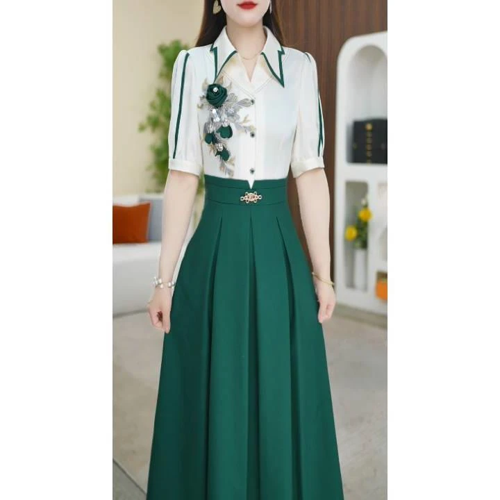 【连衣裙】夏季设计感翻领时尚减龄连衣裙M-4XL