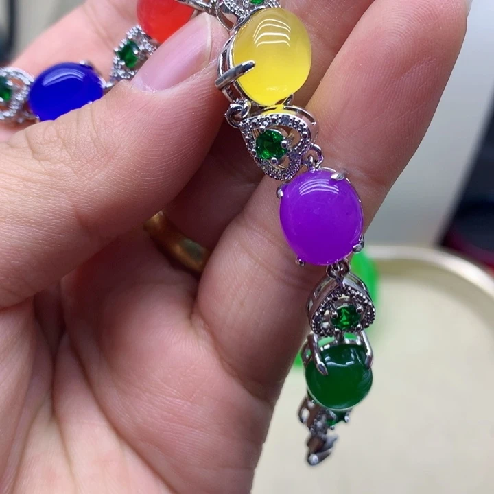 翡翠颈饰未镶嵌吊坠规格