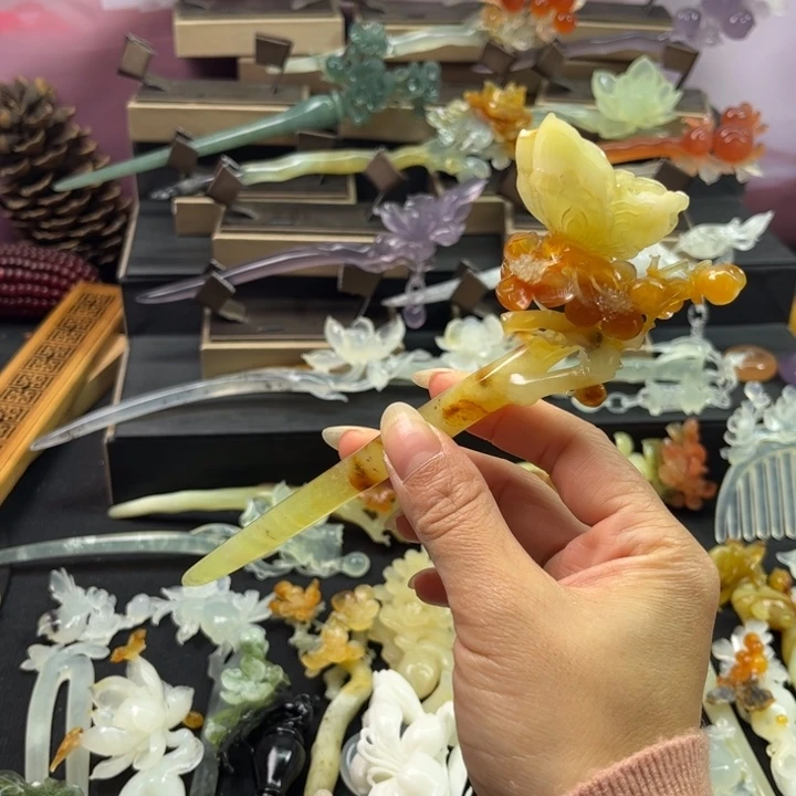 蛇纹石玉未镶嵌发簪