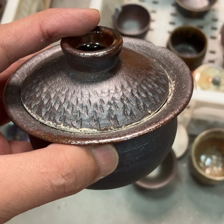 柴烧杯子与宝瓶大放漏