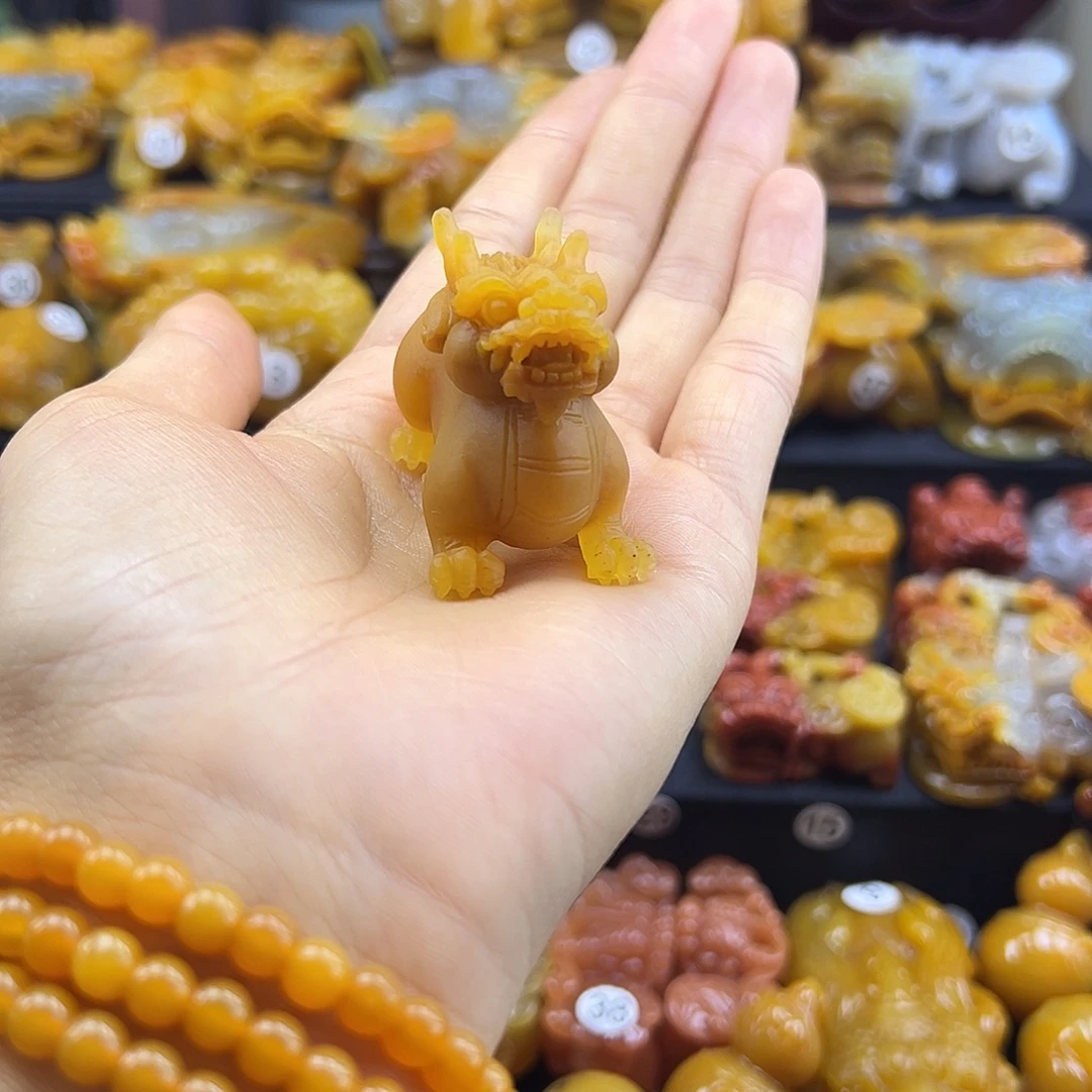石英质玉（黄龙玉）未镶嵌手把件