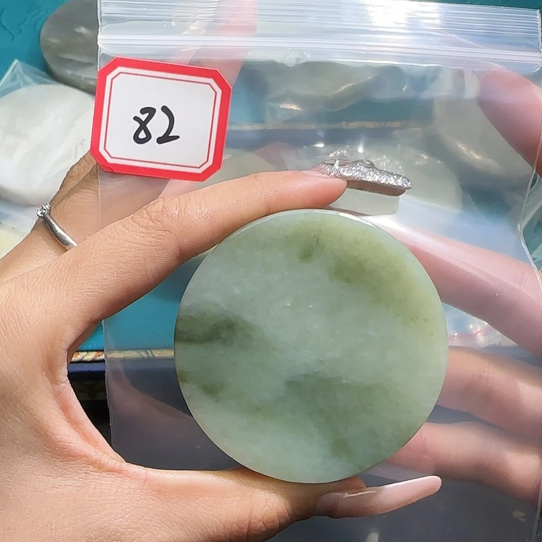 和田玉未镶嵌珠宝半成品