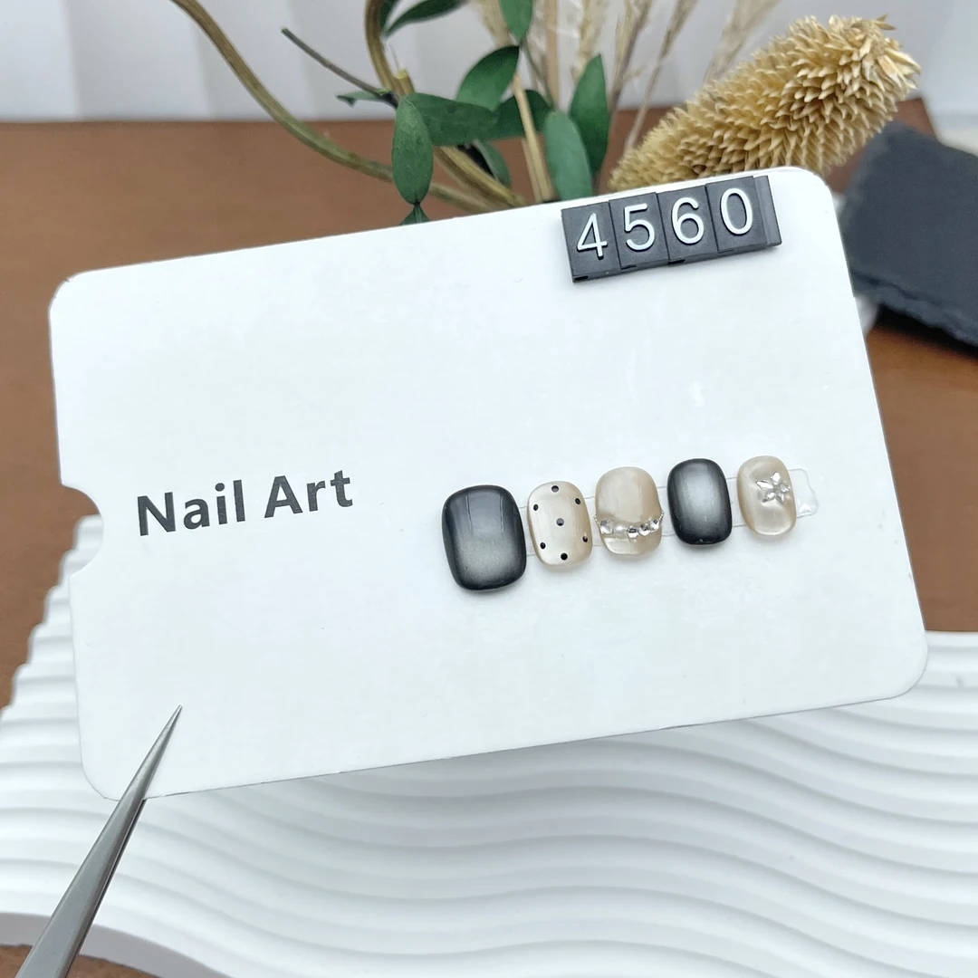 4560高级感纯手工定制极光猫眼夏季款式穿戴甲短甲豆豆甲短方孕妇