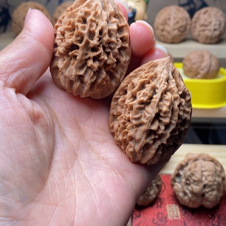 文玩核桃把件招财鼠全品精品对40