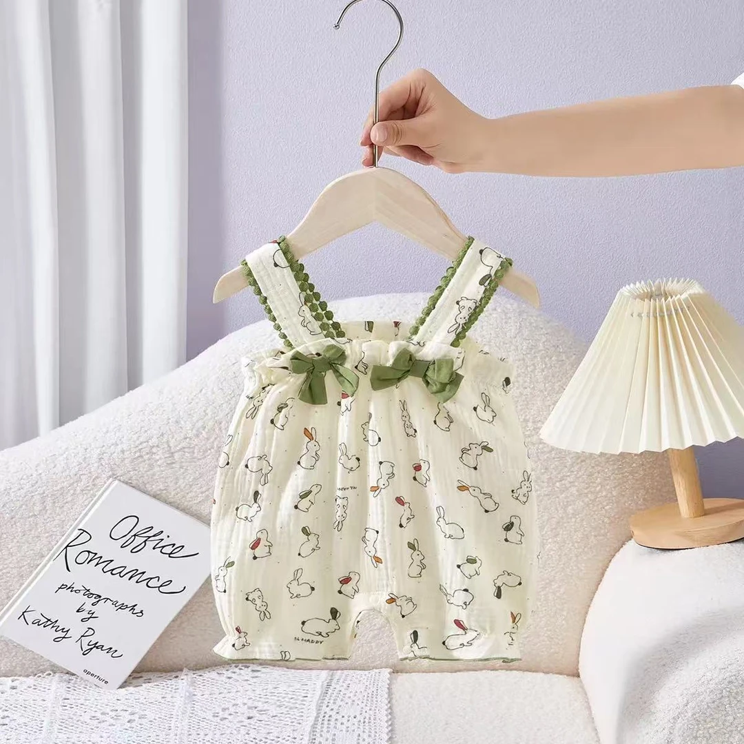 婴儿衣服夏季碎花绉布婴儿背带连体衣女宝宝透气棉纱薄款洋气爬服