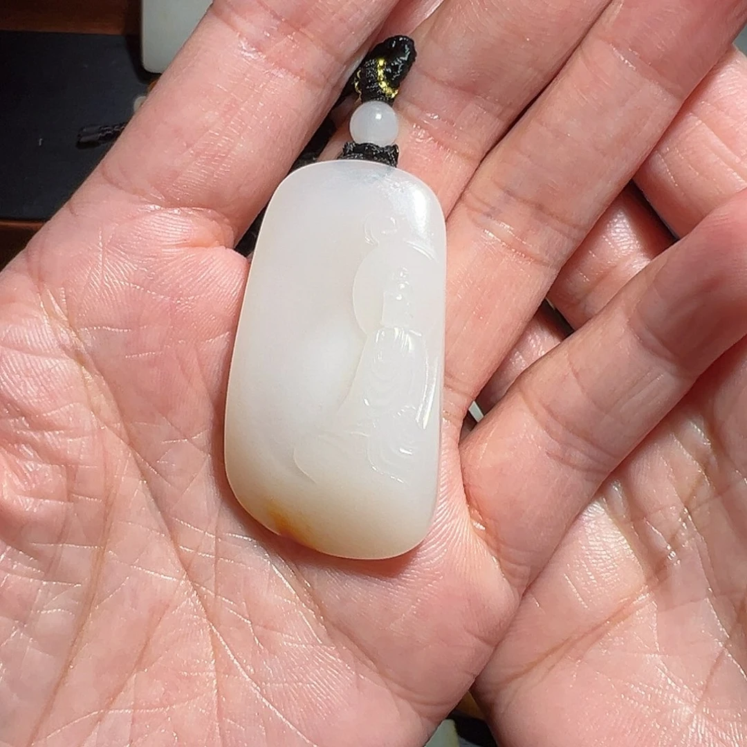 (***！和田玉未镶嵌颈饰