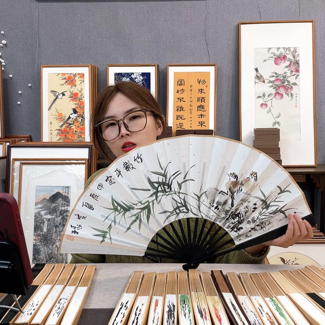 国画福利折扇带中玉扇骨（默认粘好发出）