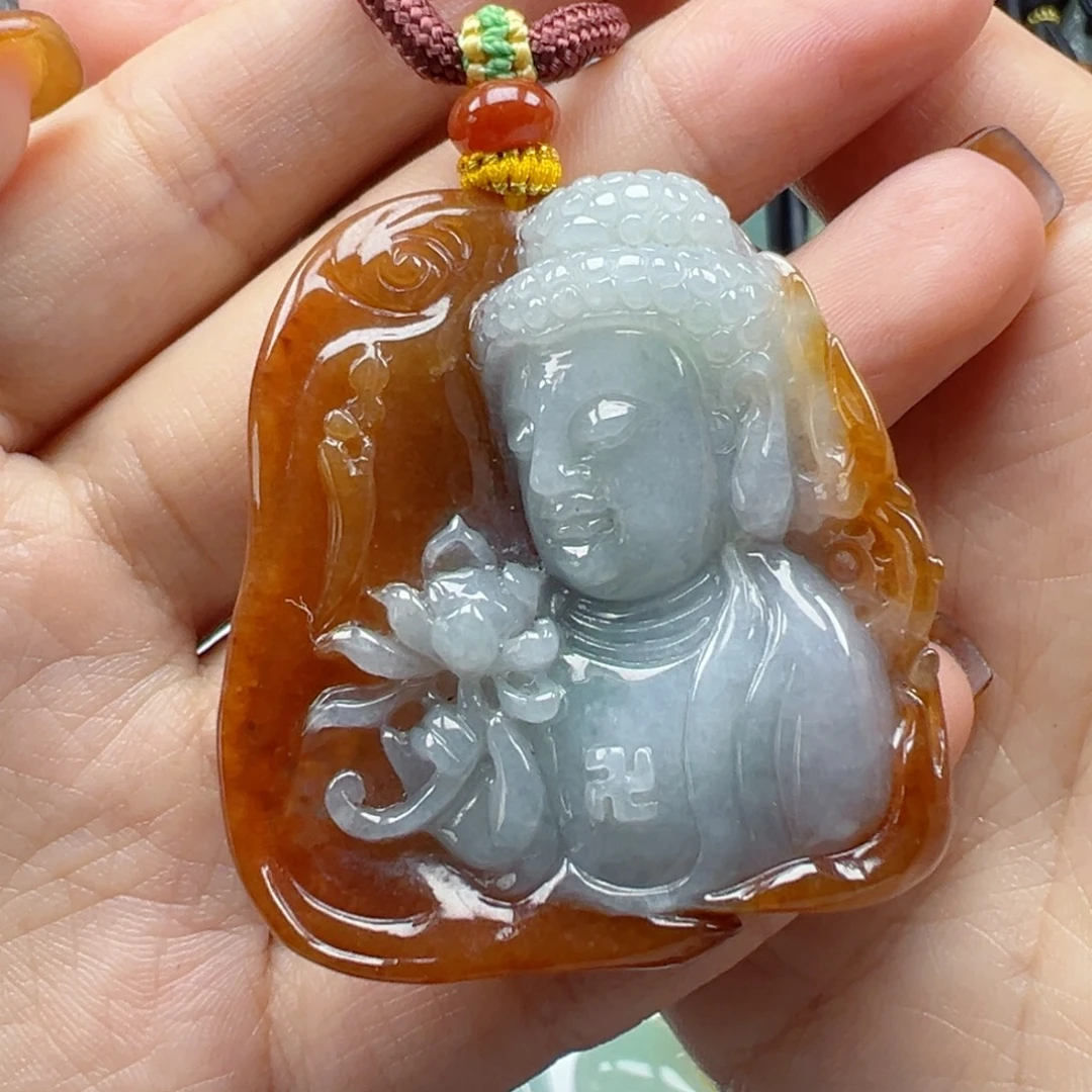 翡翠未镶嵌颈饰佛头