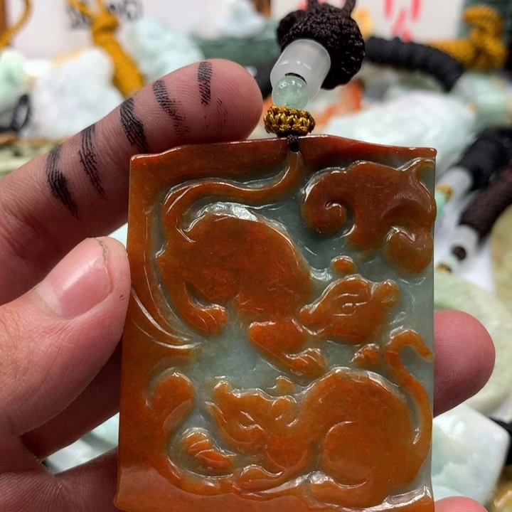 翡翠未镶嵌颈饰保真天然a货翡翠