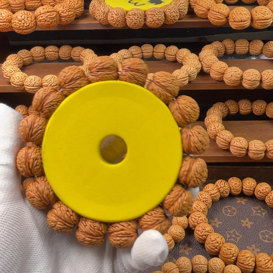 將***酒桃核吊坠龙鳞凤尾