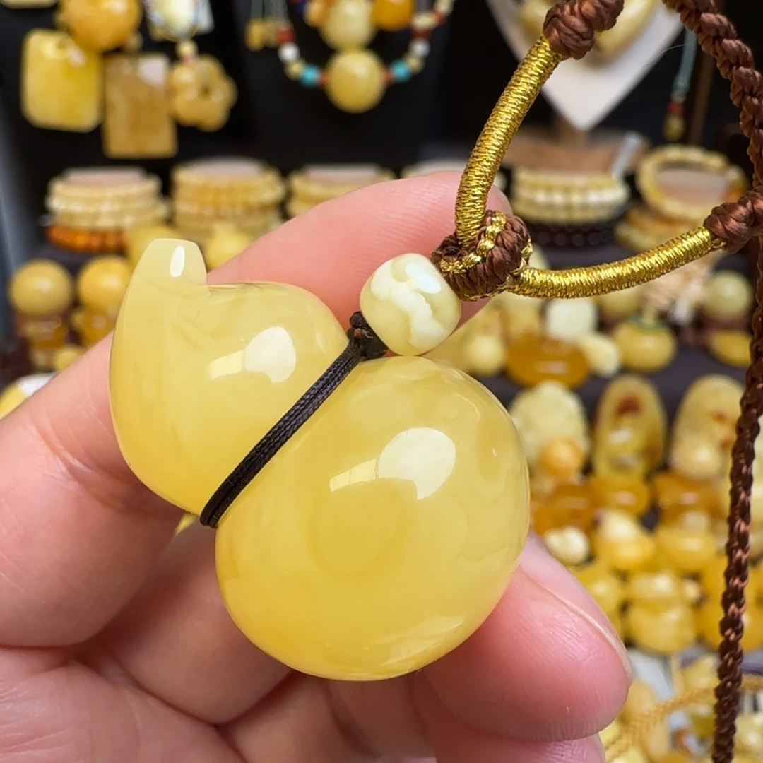 琥珀未镶嵌套链天然妖花蜜蜡葫芦吊坠