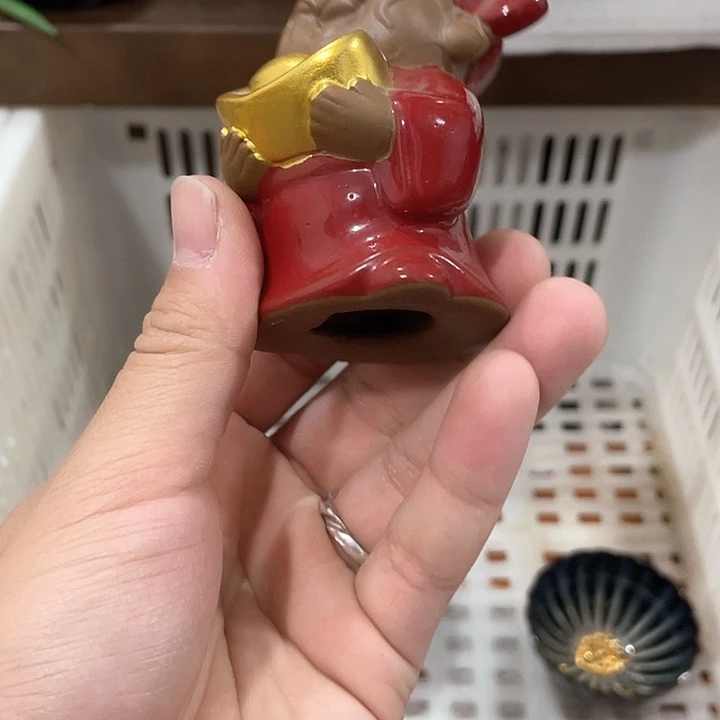 陶瓷茶具全部清清完回家过年