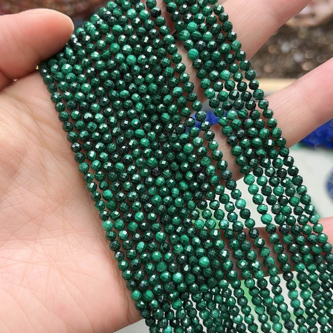 玛瑙/玉髓未镶嵌珠宝半成品卡3孔雀石切一条