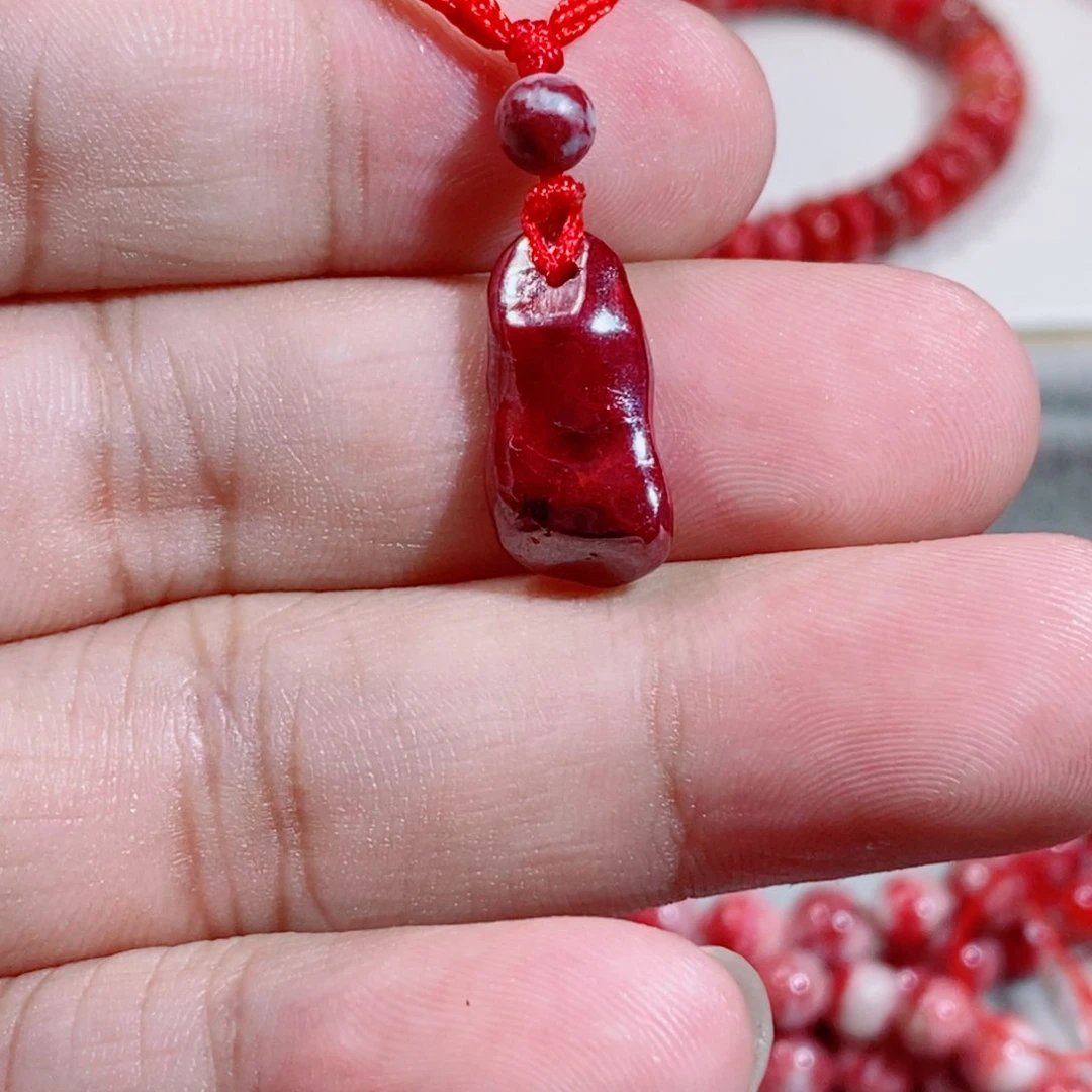 天然辰砂无根砂吊坠