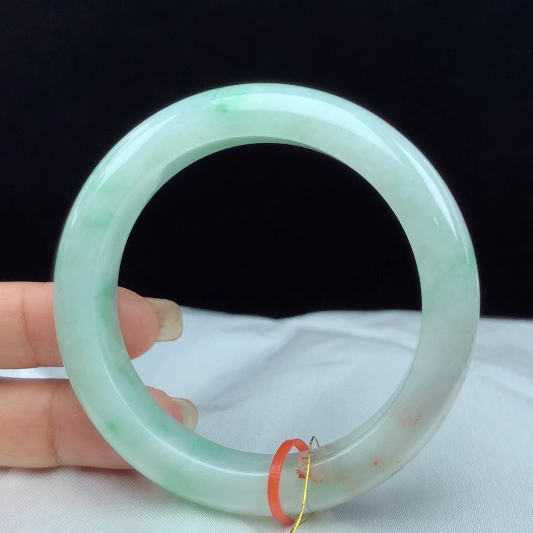 翡翠手镯未镶嵌55圈 42107