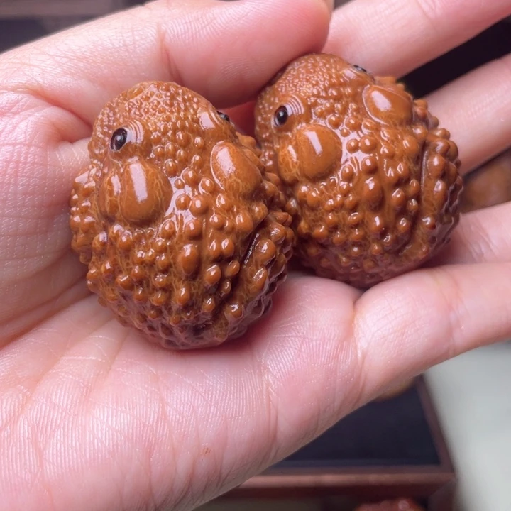 吊坠橄榄核金蟾手球3.5