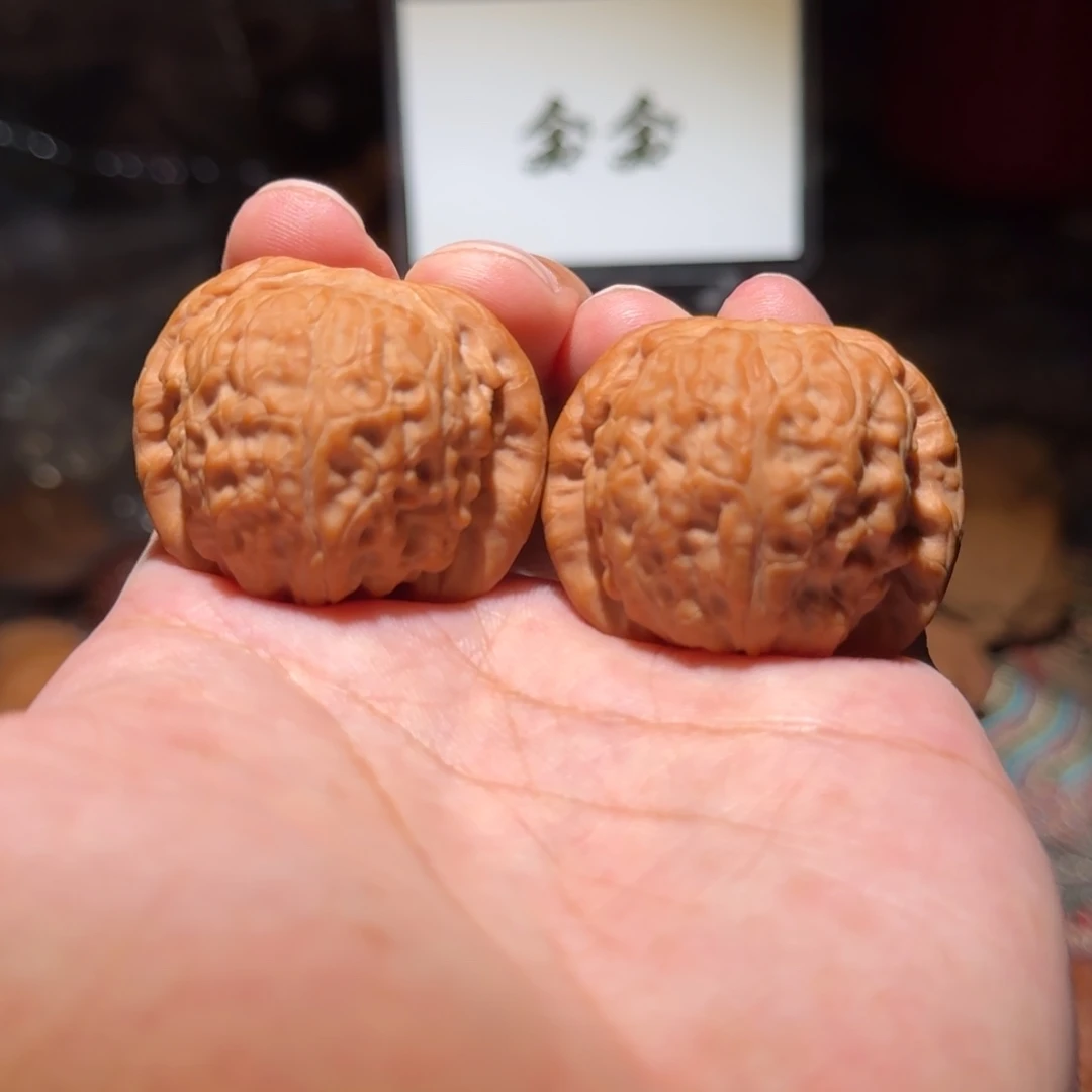 把件核桃322高尔夫，尺寸39 36 31