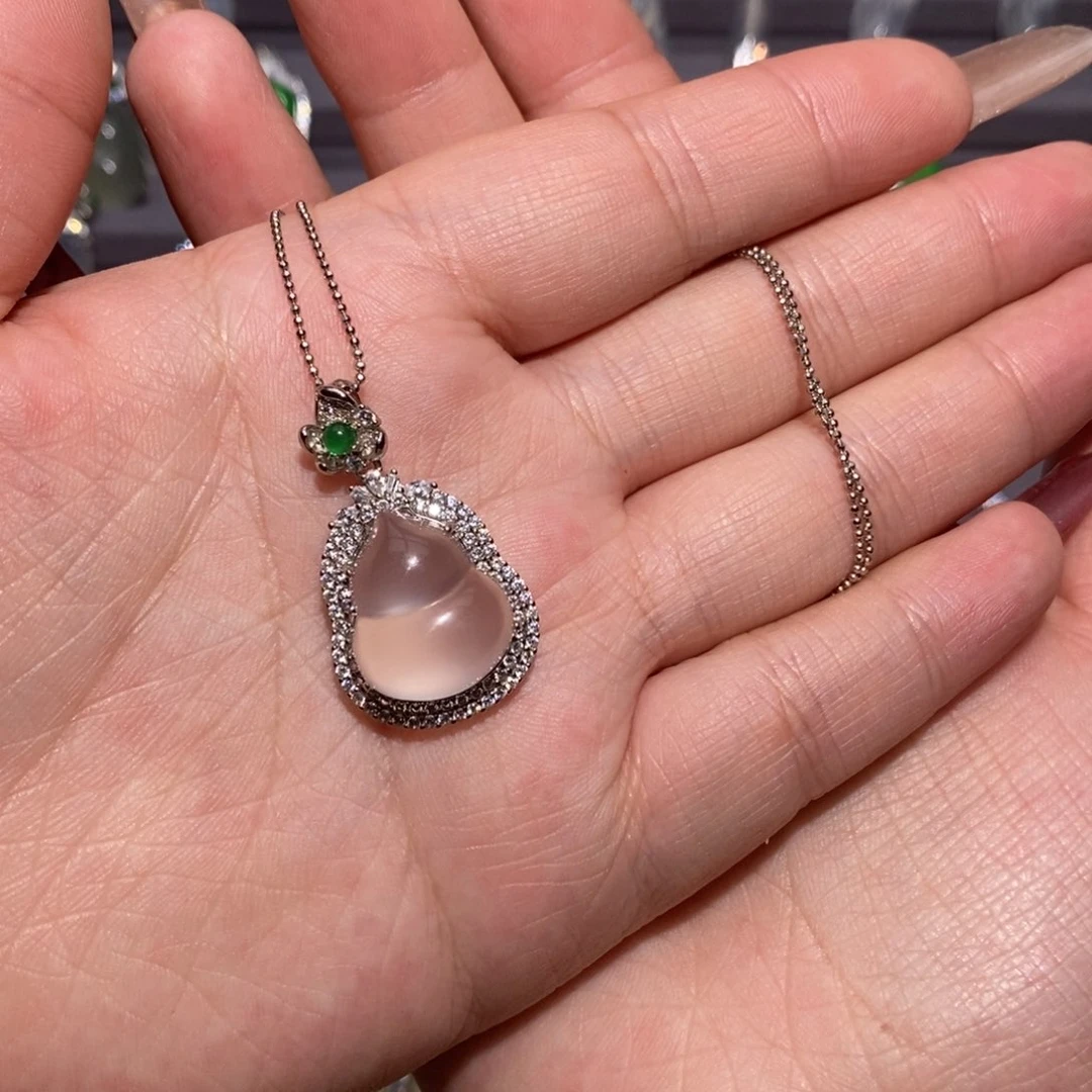 石英质玉颈饰银S925镶嵌ღ****?