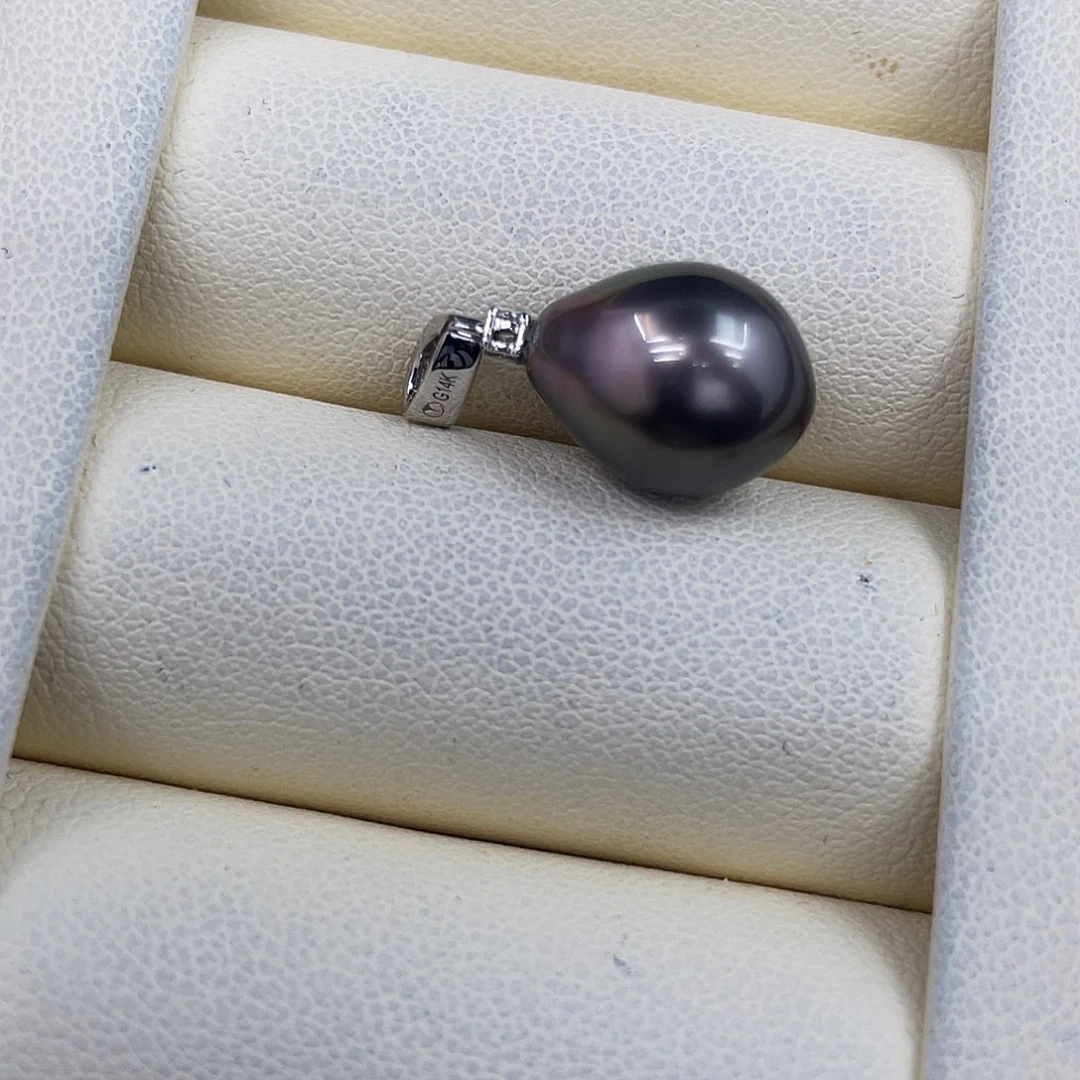 14K金镶嵌海水珍珠颈饰