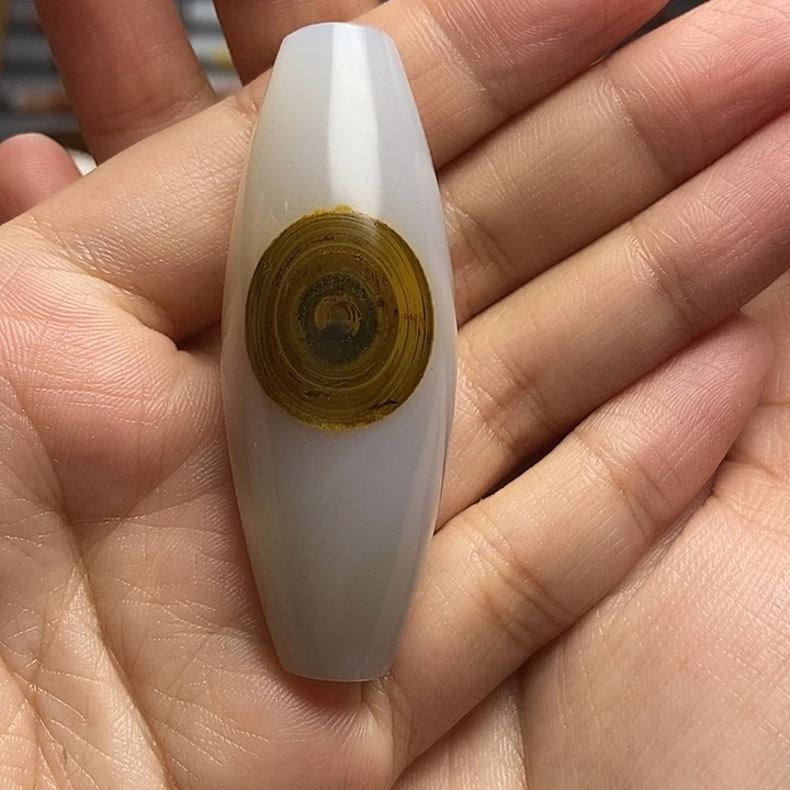 玛瑙/玉髓颈饰未镶嵌山**夫