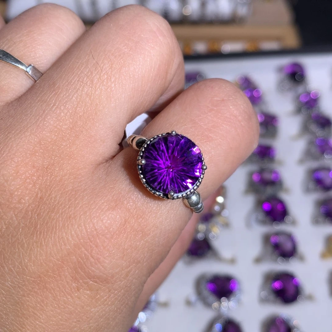 【闪购商品】水晶戒指银S925镶嵌瓷****w戒指