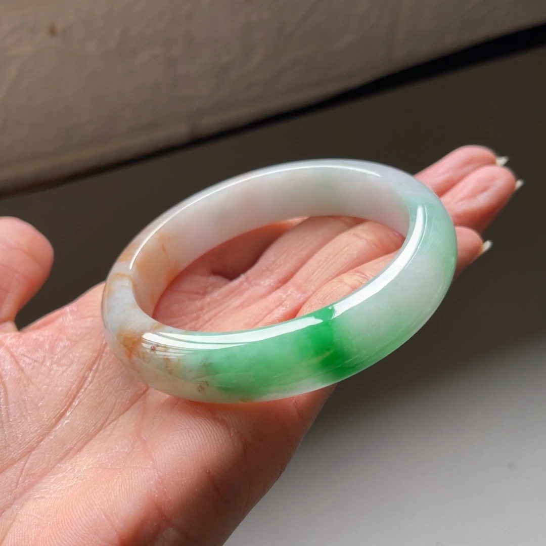 翡翠手镯未镶嵌57.8圈三天鉴赏期
