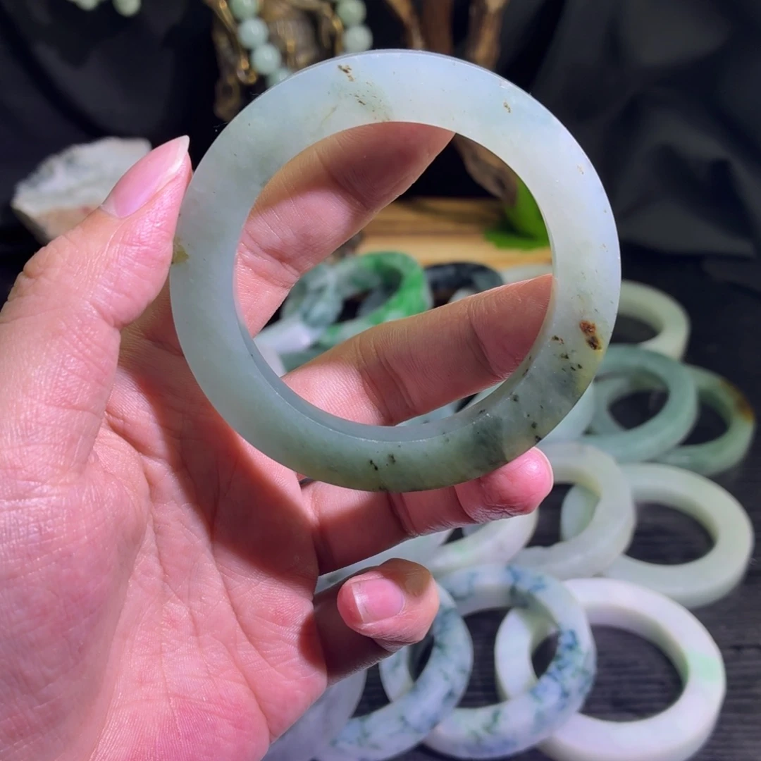 定制翡翠未镶嵌天然翡翠A货毛胚手镯定制