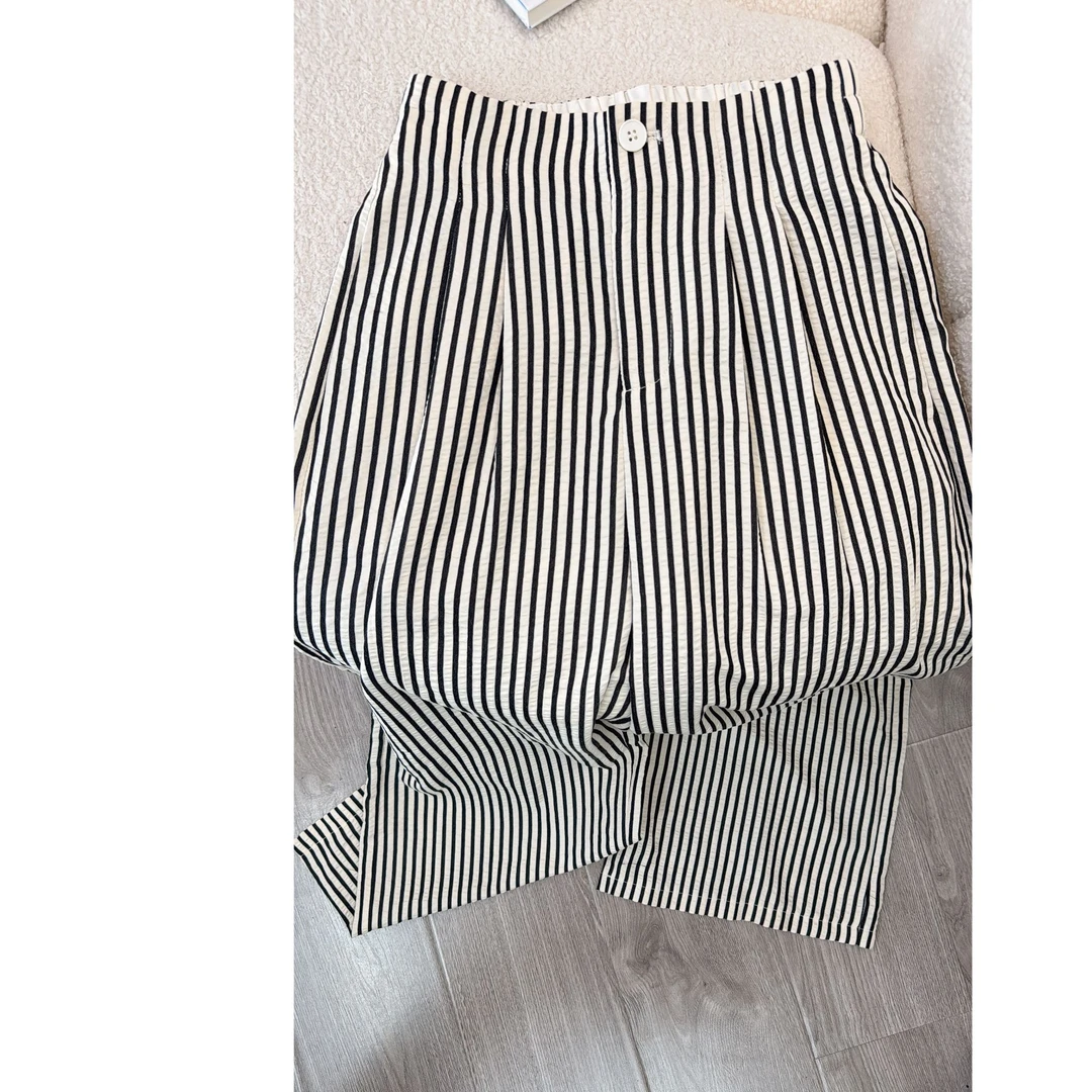 黑杏竖条纹裤女2025春夏新款设计感薄款半松紧腰休闲慵懒风阔腿裤