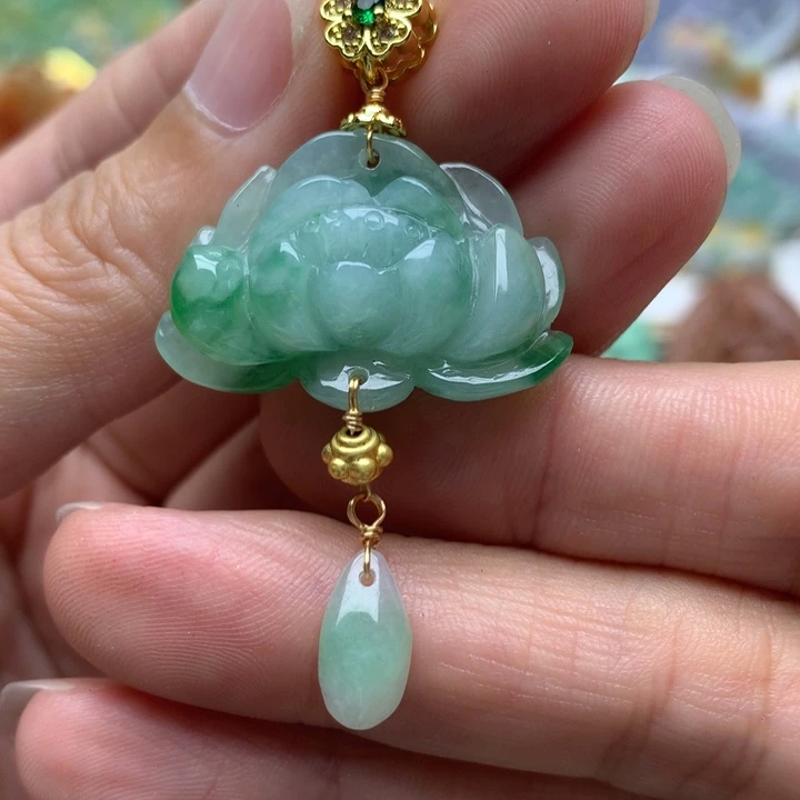 颈饰未镶嵌翡翠翡翠