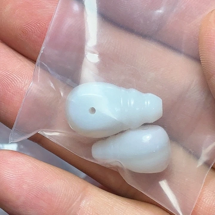 木***木南红玛瑙吊坠合金